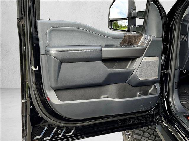 Used 2026 Ford F250 Lariat w/ Black Appearance Package AWD/4WD image 16