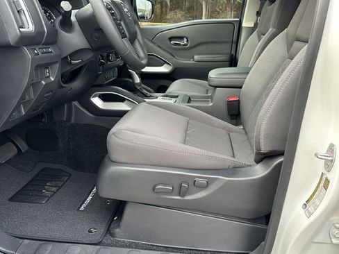 New 2026 Nissan Frontier SV w/ SV Convenience Package image 10