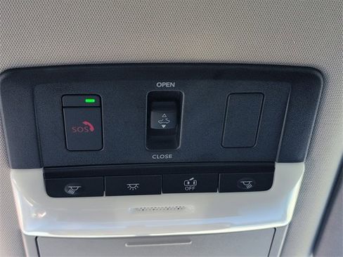 Used 2023 Nissan Altima 2.0 SR image 13