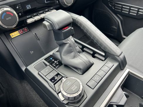 New 2026 Toyota 4Runner TRD Sport Premium AWD/4WD image 16