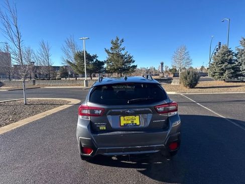 Used 2023 Subaru Crosstrek 2.0i Premium image 4