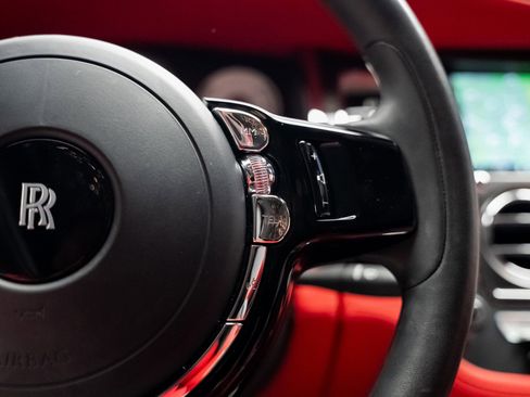 Used 2020 Rolls-Royce Wraith image 45