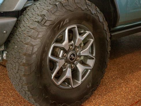 Used 2022 Ford Bronco Badlands AWD/4WD image 4