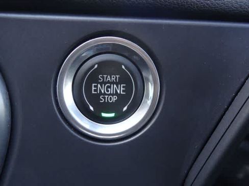 Used 2020 Chevrolet Blazer LT FWD image 22