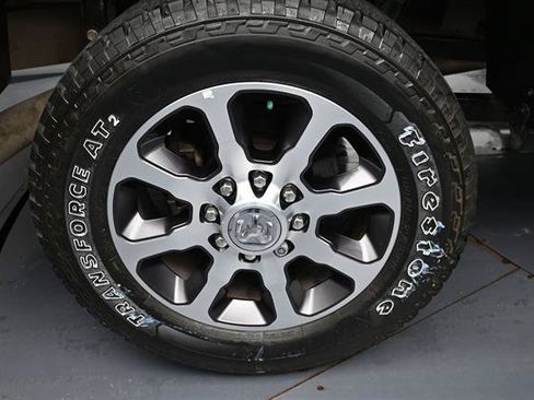 Used 2023 RAM 2500 Limited AWD/4WD image 21