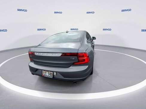 Used 2017 Volvo S90 T5 Momentum w/ Convenience Package FWD image 7