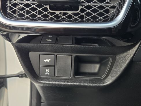 Certified 2025 Acura ADX A-Spec image 37