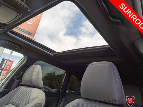 Used 2025 Subaru Forester Premium AWD/4WD image 4