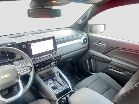 Used 2023 Chevrolet Colorado LT w/ LT Convenience Package II image 23