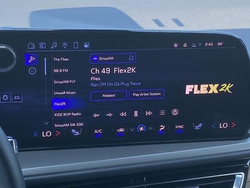 Certified 2025 Chevrolet Traverse LT image 10