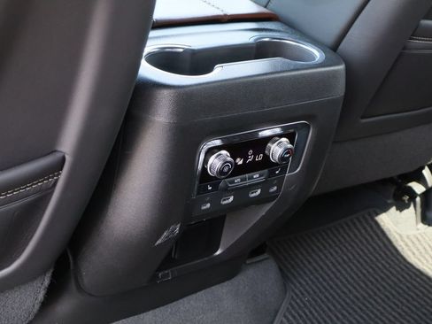 Certified 2023 GMC Yukon Denali Ultimate AWD/4WD image 27