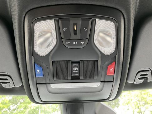 New 2026 RAM 1500 Express AWD/4WD image 28