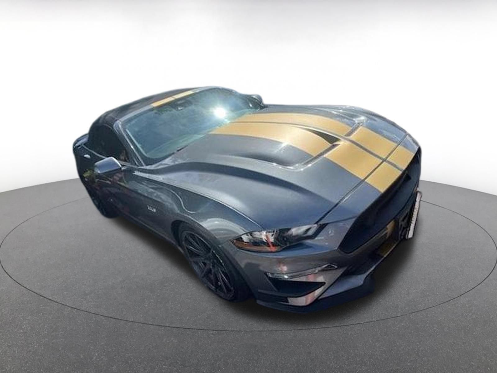 Used 2022 Ford Mustang GT Premium w/ GT Performance Package RWD image 3