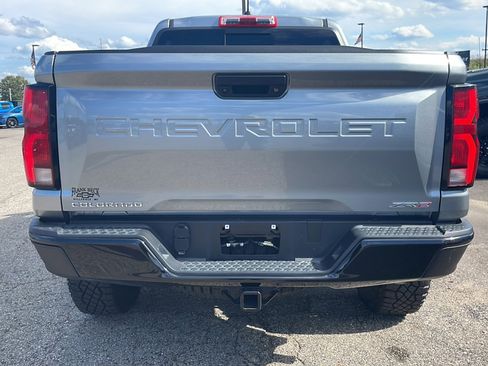 Used 2024 Chevrolet Colorado ZR2 image 5