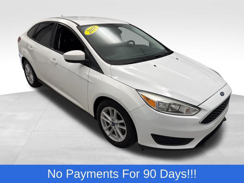 Used 2018 Ford Focus SE image 1