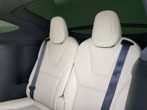 Used 2023 Tesla Model X image 29