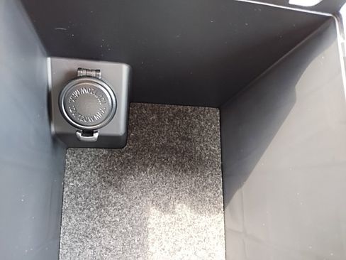 Used 2025 Subaru Legacy Premium image 30