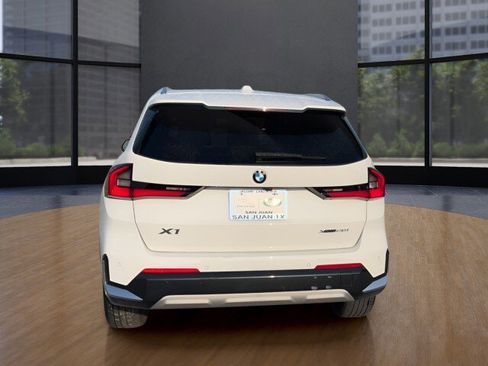 Used 2025 BMW X1 xDrive28i image 4