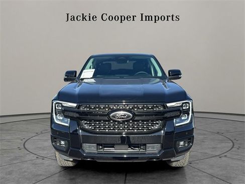 Used 2025 Ford Ranger Lariat w/ FX4 Off-Road Package image 8