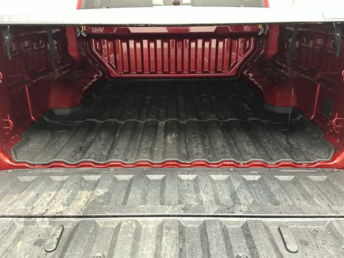 Used 2024 Chevrolet Colorado Trail Boss w/ Advanced Trailering Package AWD/4WD image 15