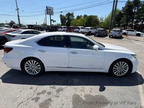 Used 2013 Lexus LS 460 w/ Comfort Pkg RWD image 4