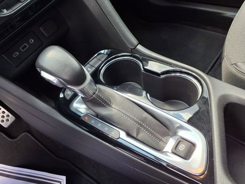 Certified 2023 Buick Encore GX Select w/ Sport Touring Package image 33