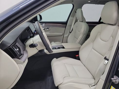 New 2026 Volvo XC90 T8 Ultra w/ Protection Package Premier AWD/4WD image 19