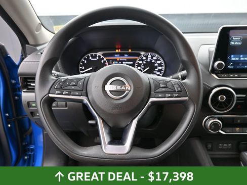 Used 2024 Nissan Sentra SV image 32