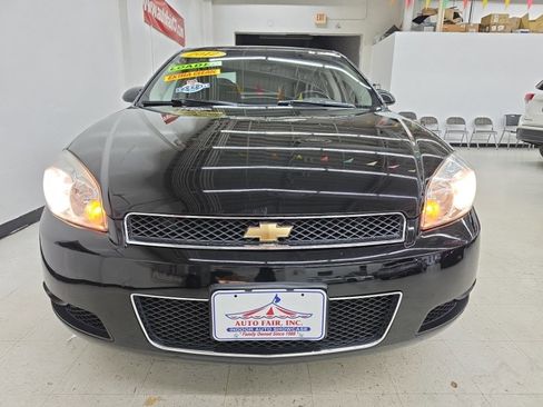Used 2012 Chevrolet Impala LTZ FWD image 2