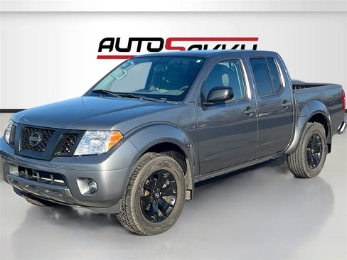 Used 2020 Nissan Frontier SV w/ Midnight Edition Floor Mats image 3