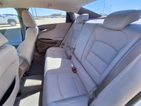 Used 2020 Chevrolet Malibu LS w/ Driver Confidence Package II FWD image 16