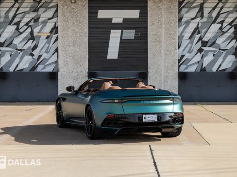 Used 2023 Aston Martin DBS Superleggera Volante RWD image 11