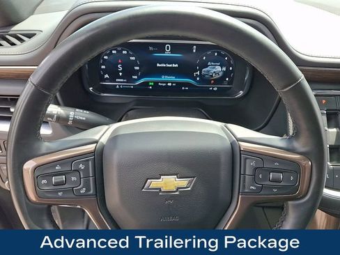 Used 2024 Chevrolet Tahoe High Country AWD/4WD image 4