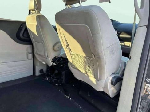 Used 2012 Dodge Grand Caravan Crew w/ Crew Value Pkg image 21