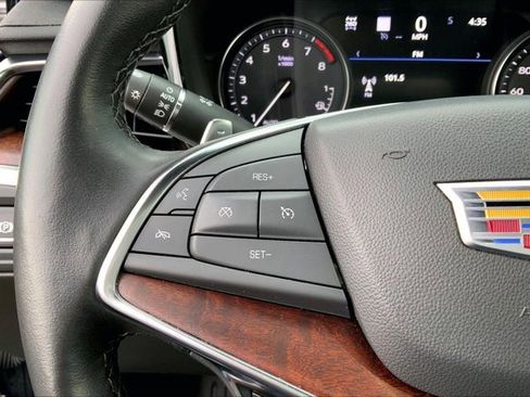 Used 2023 Cadillac XT5 Sportv w/ Technology Package AWD/4WD image 17