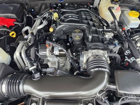 Used 2023 Jeep Wrangler Sport AWD/4WD image 24