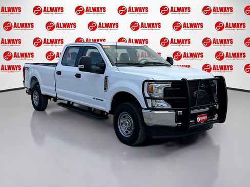 Used 2022 Ford F250 XL w/ Power Equipment Group AWD/4WD image 3