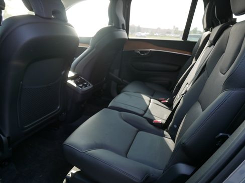 New 2025 Volvo XC90 B6 Plus w/ Protection Package Premier image 6