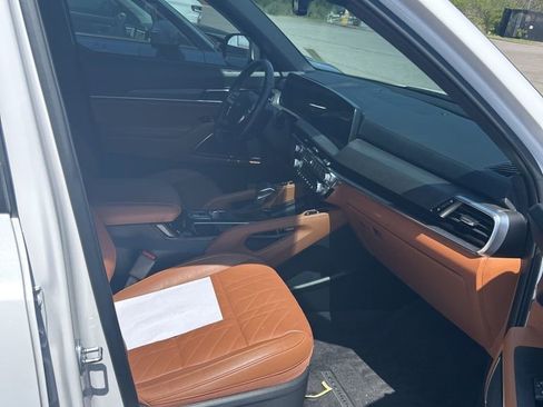 Used 2024 Kia Telluride SX X-Pro image 10