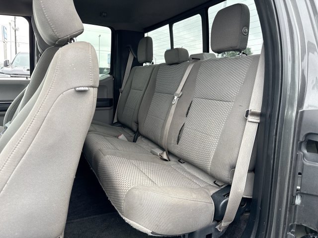 Used 2017 Ford F150 XLT w/ Equipment Group 302A Luxury AWD/4WD image 23