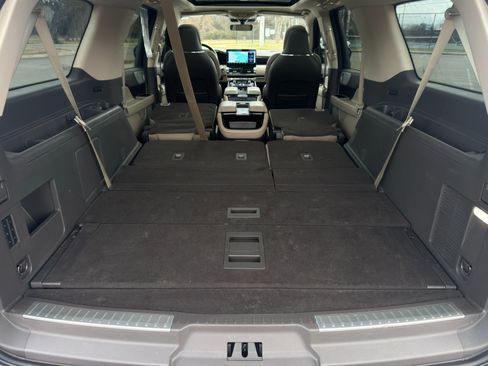 Used 2024 Lincoln Navigator L Reserve image 38