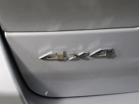 Used 2024 Jeep Grand Cherokee Limited AWD/4WD image 48