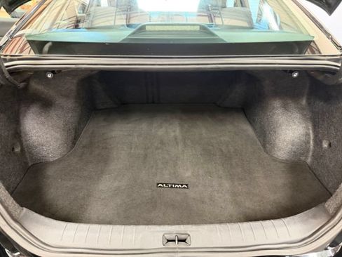 Used 2024 Nissan Altima 2.5 S FWD image 26