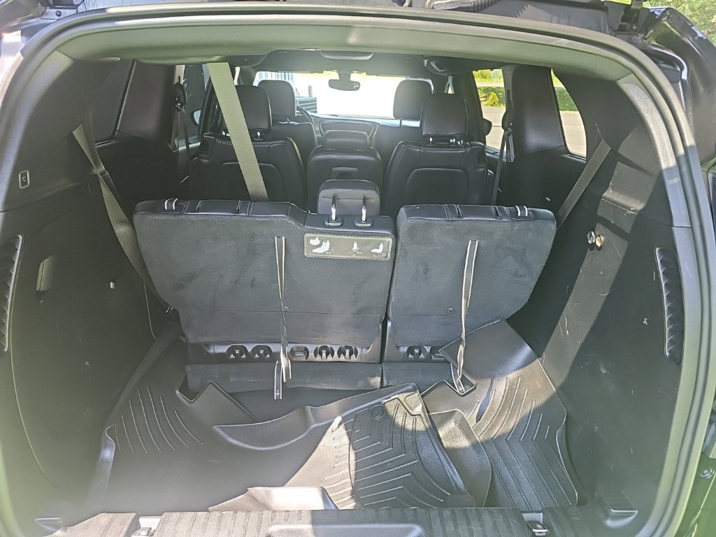 Used 2018 Chrysler Pacifica Touring-L w/ Premium Audio Group FWD image 40