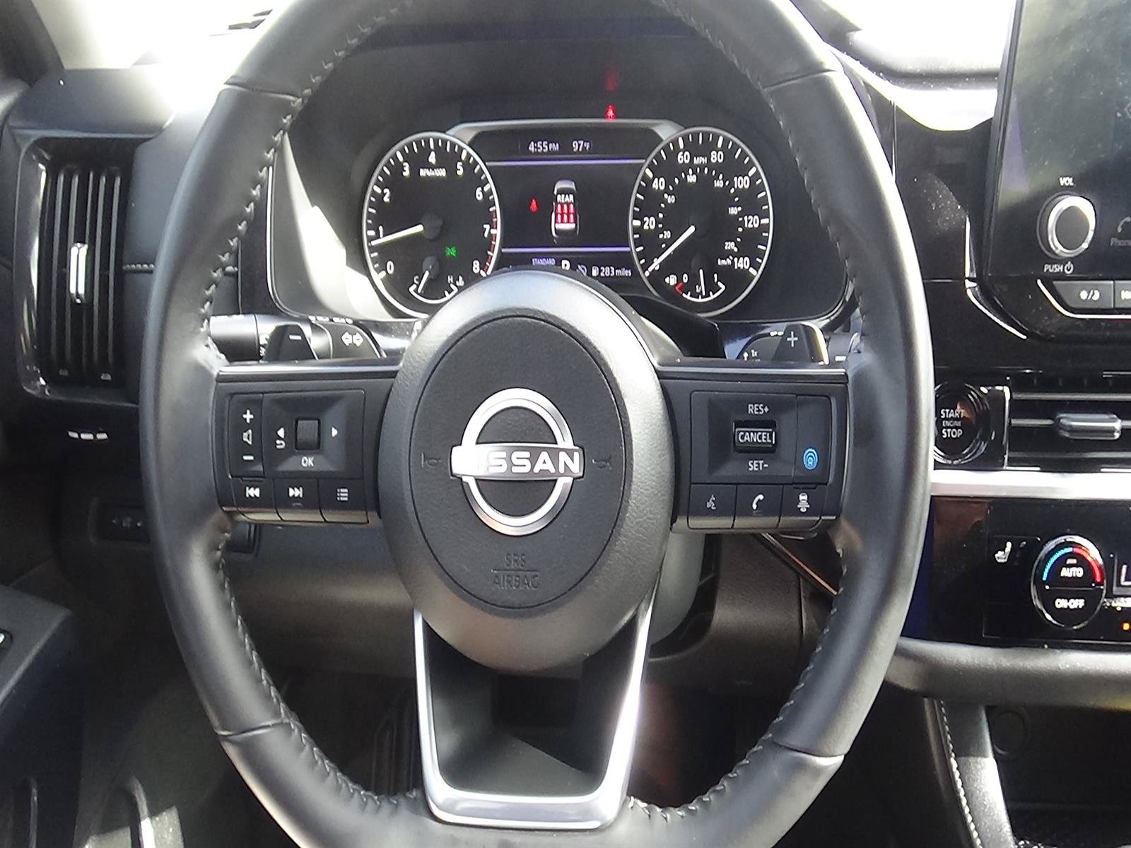 Used 2025 Nissan Pathfinder SV FWD image 19