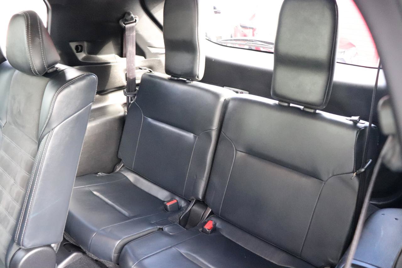 Used 2024 Mitsubishi Outlander AWD image 13