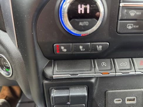 Used 2020 GMC Sierra 1500 SLT w/ SLT Premium Package image 43