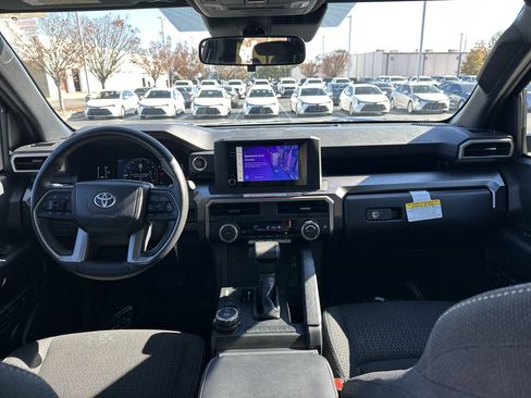 Certified 2025 Toyota 4Runner SR5 image 28