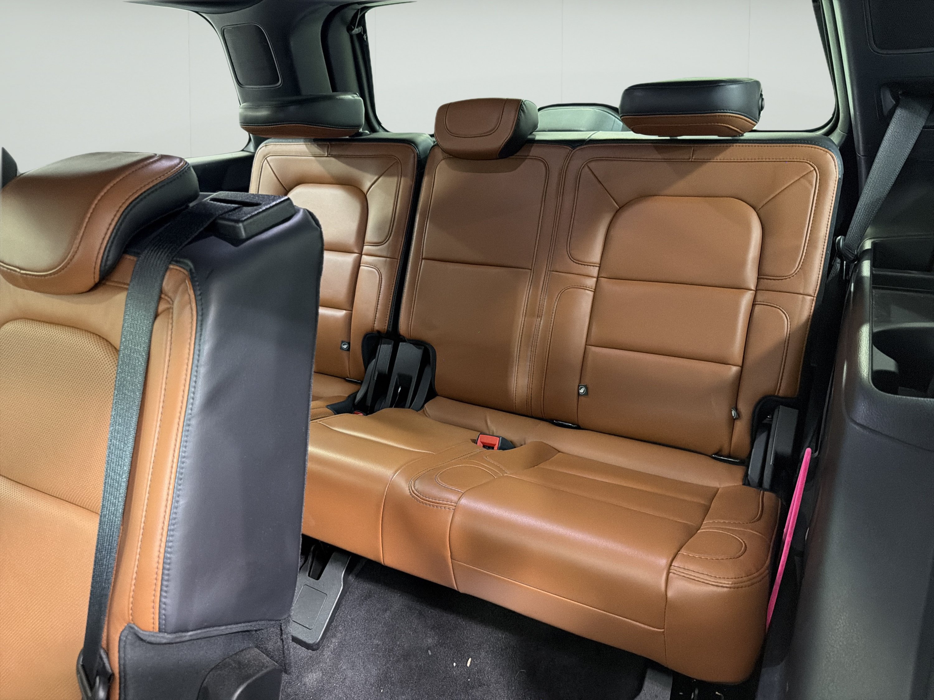 Used 2020 Lincoln Navigator Reserve w/ Equipment Group 208A Reserve AWD/4WD image 12