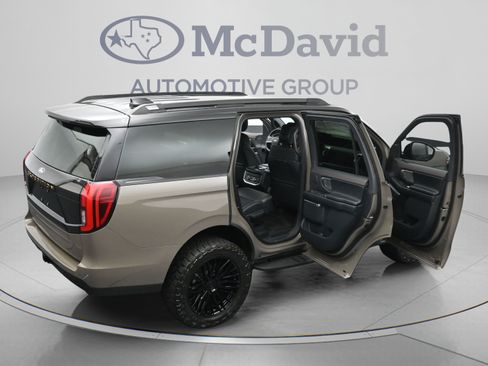 Used 2027 Ford Expedition Tremor w/ Driver's Package AWD/4WD image 47